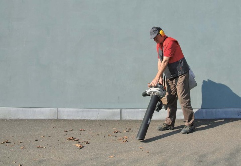 Rumore pericoloso per l'udito sul posto di lavoro